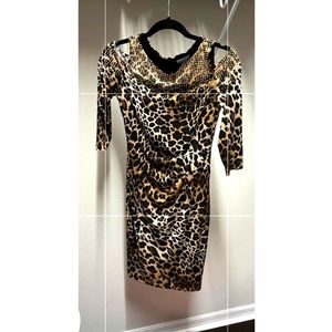 Cachet - Leopard Print Bodycon Cold Shoulder Dress w/ Studded Neckline - Size 0